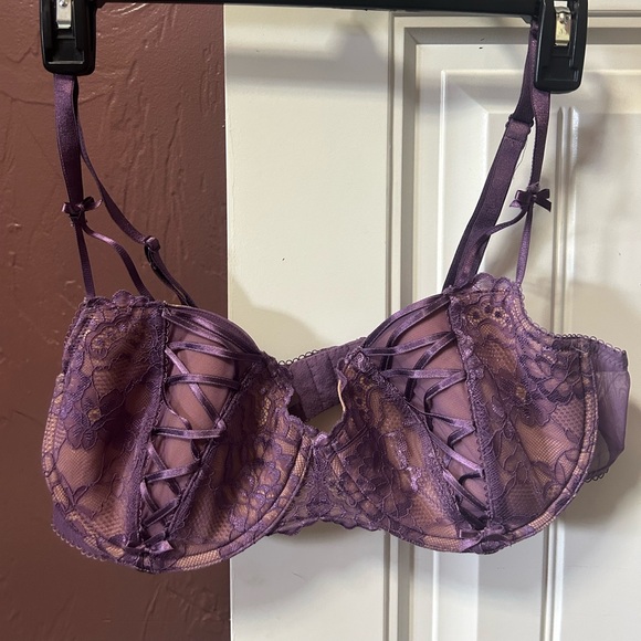 Adore Me Lavender Lace Bra - Picture 1 of 6